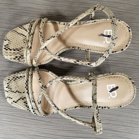 BP. Billy Strappy Sandal, Snake Print Size 6M - Picture 9 of 11